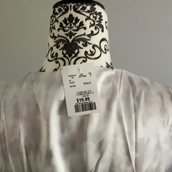 Rayon white sheer cut out dress - Picture 6 of 7